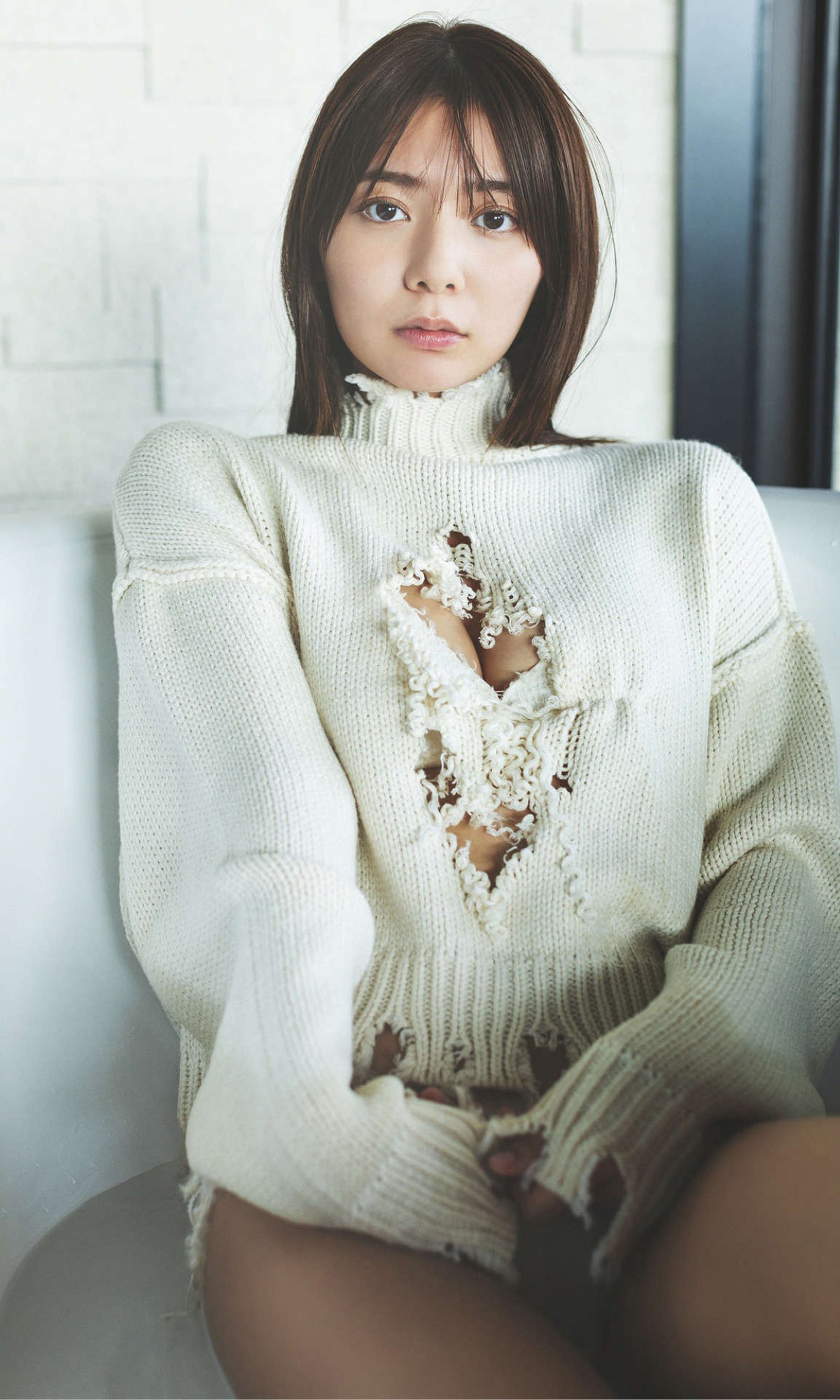 Photobook Asuka Kawazu 川津明日 Winter Flower Blooming in Winter 0042 2931878192.jpg