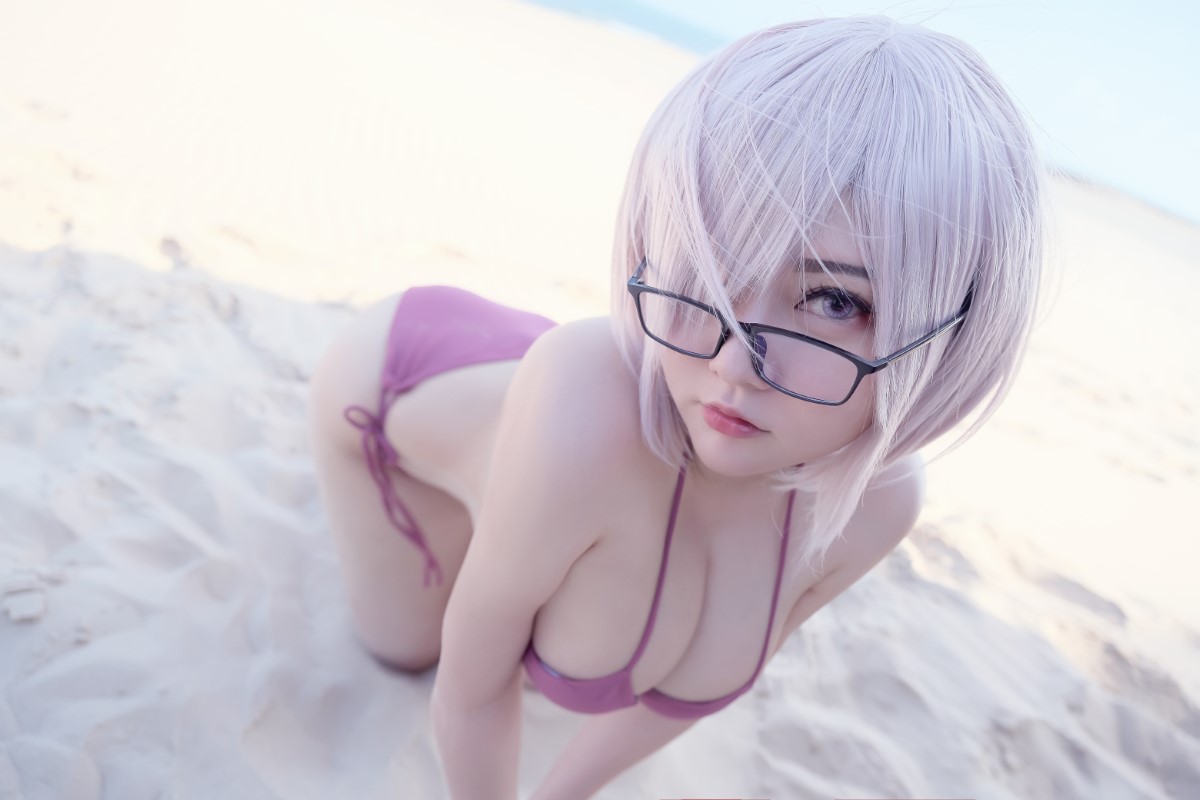 Coser@Potato Godzilla Mashu Kyrielight Bikini 0022 6807150006.jpg