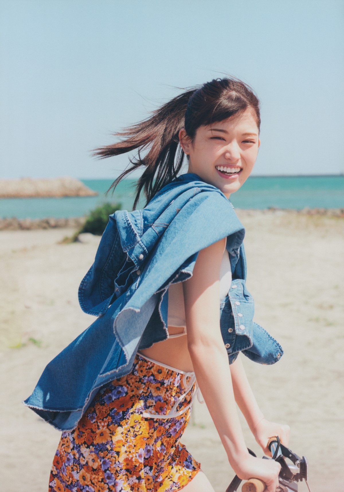 Photobook 2021 07 13 Sayuri Matsumura 松村沙友理 Next When Can I See You 0020 7069668882.jpg