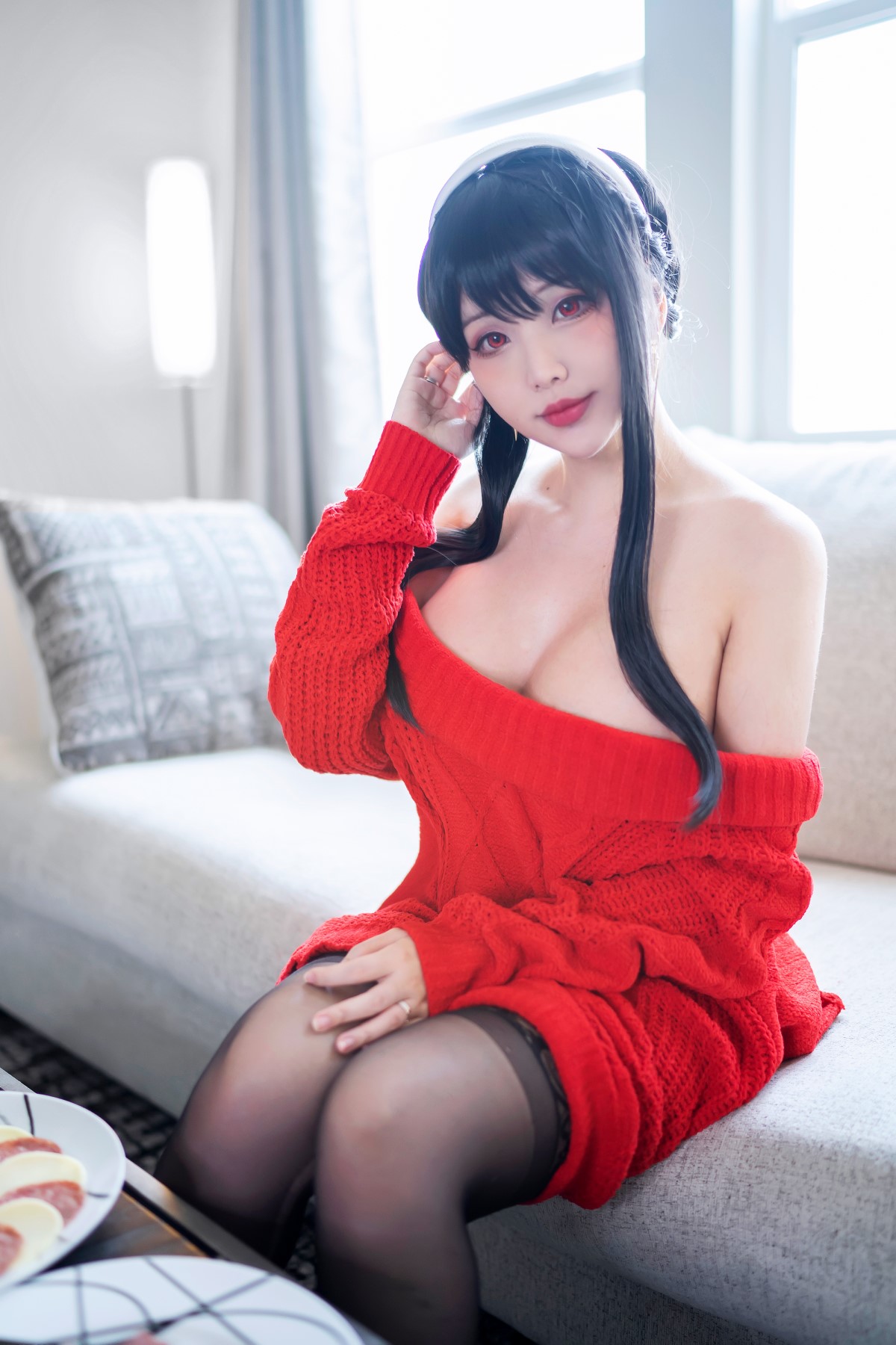 Coser@Hana Bunny Yor Forger Red Sweater 0004 9266456179.jpg