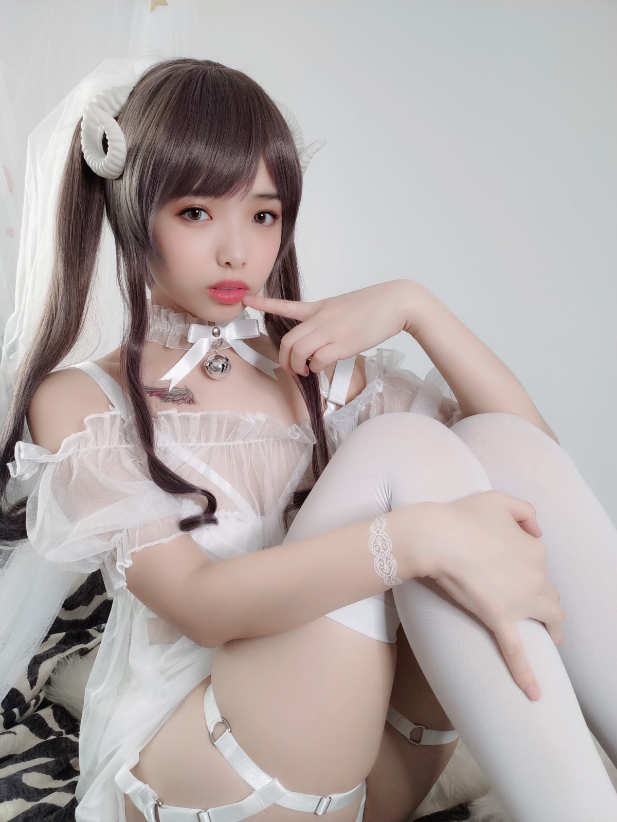 Coser@雯妹不讲道理 Vol 016 绵羊白色绑带 0017 4579959772.jpg