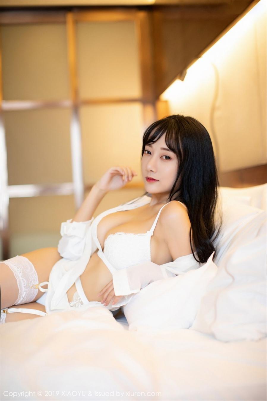 XiaoYu Vol. 076 He Jia Ying