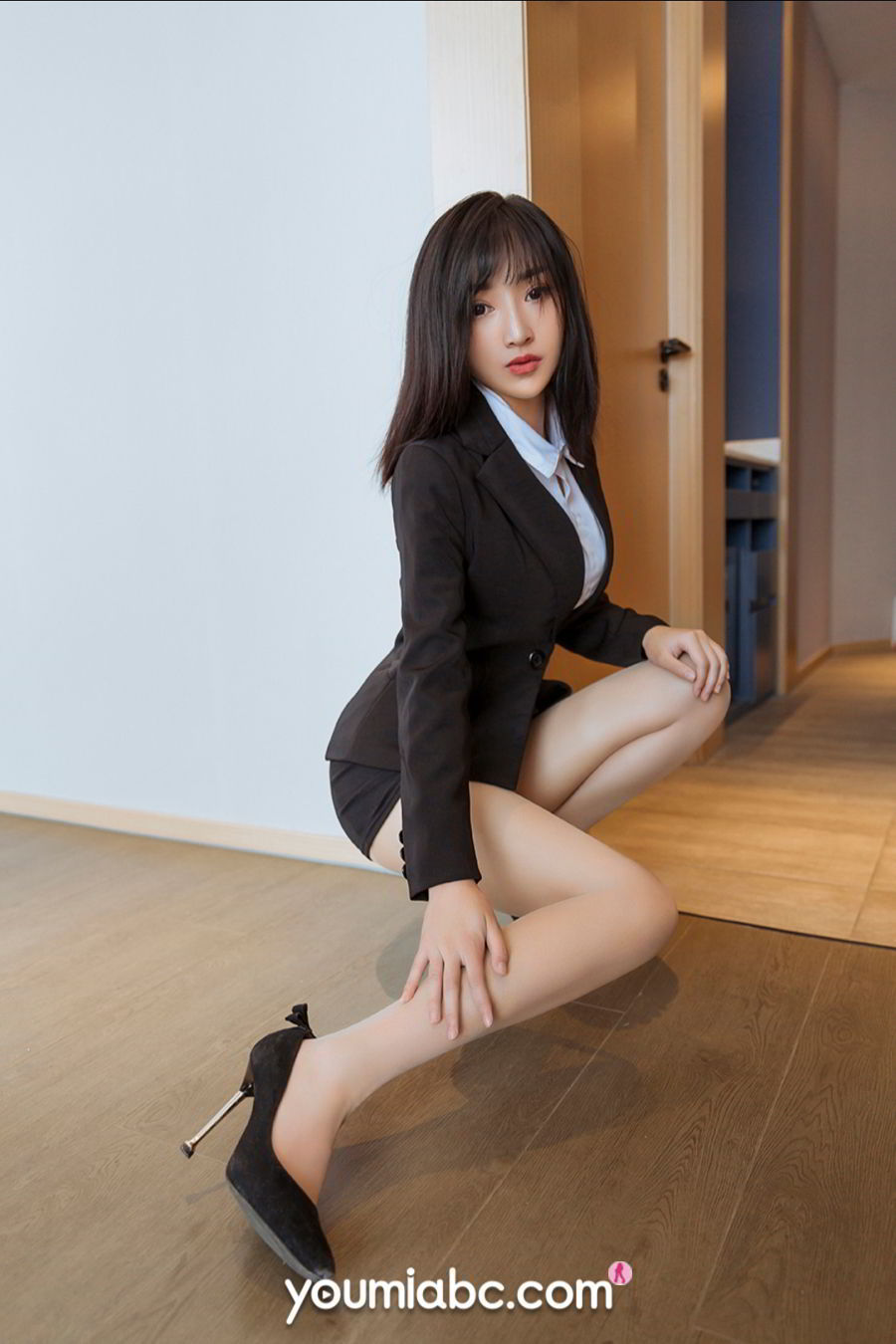 Youmei Vol. 438 Pretty Little Secretary