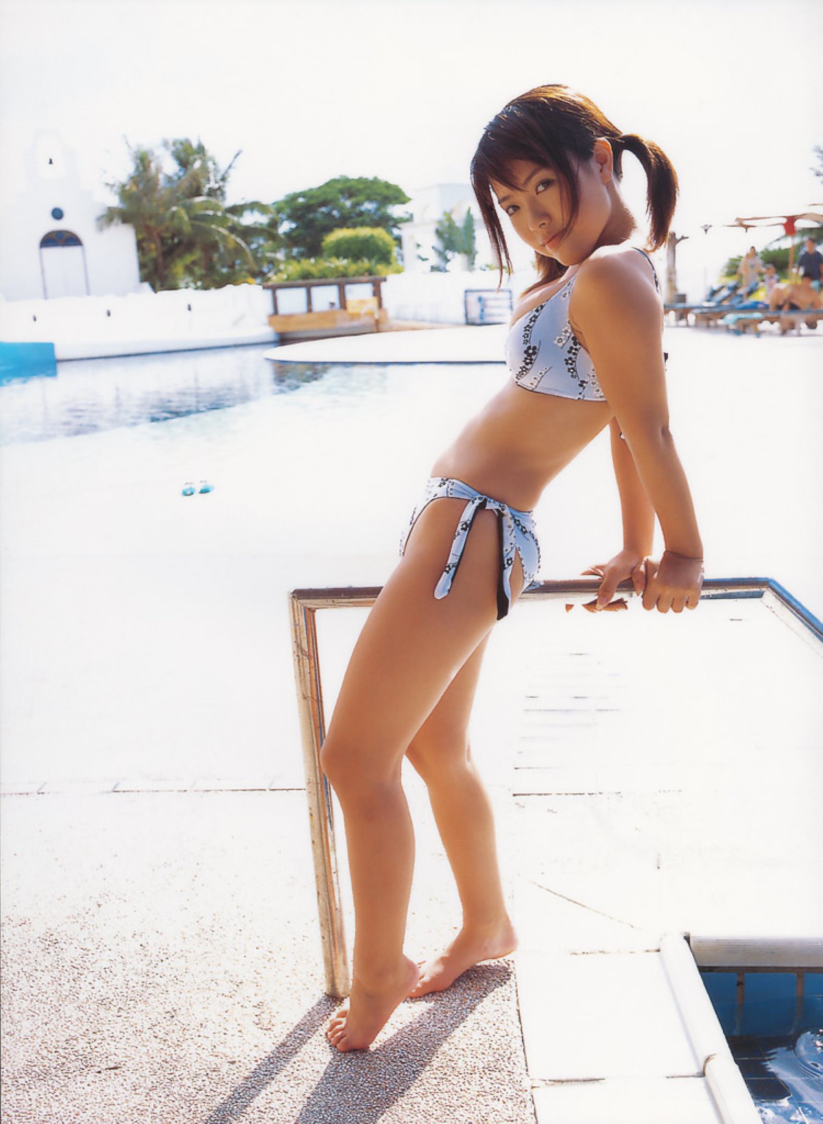 Photobook Hitomi Ito 伊藤瞳 Eye Love 0021 1652431313.jpg