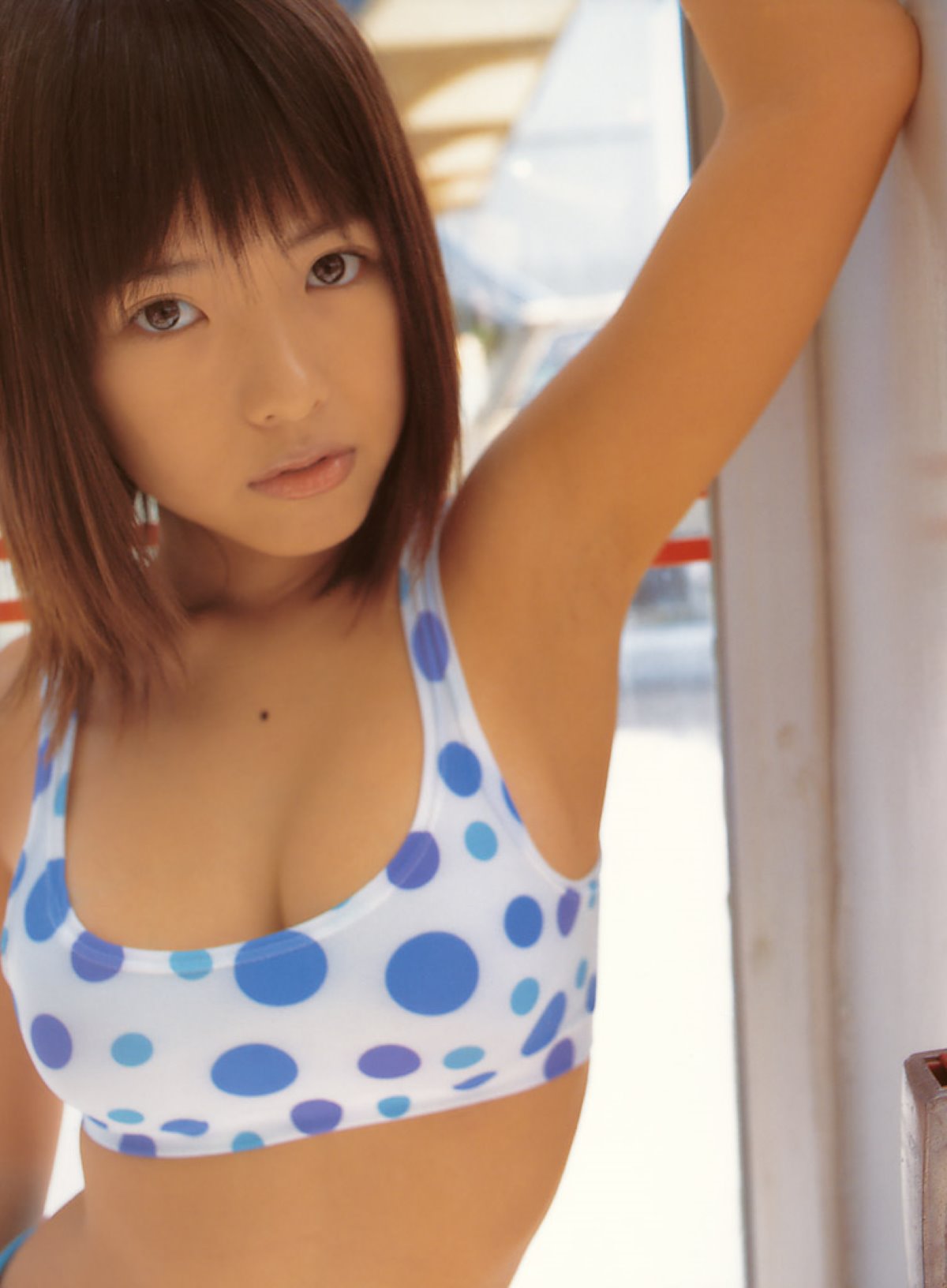 Photobook Hitomi Ito 伊藤瞳 Eye Love 0035 4517666840.jpg