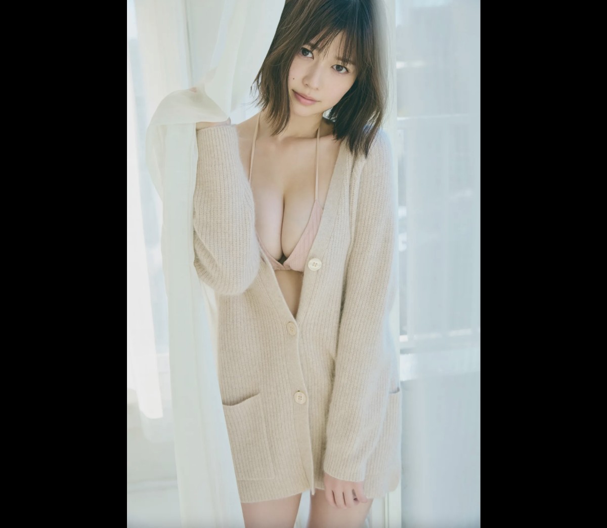 Photobook 2023 02 09 Yuzuha Saeki 冴木柚葉 Monthly Girl 021 0078 0779437307.jpg