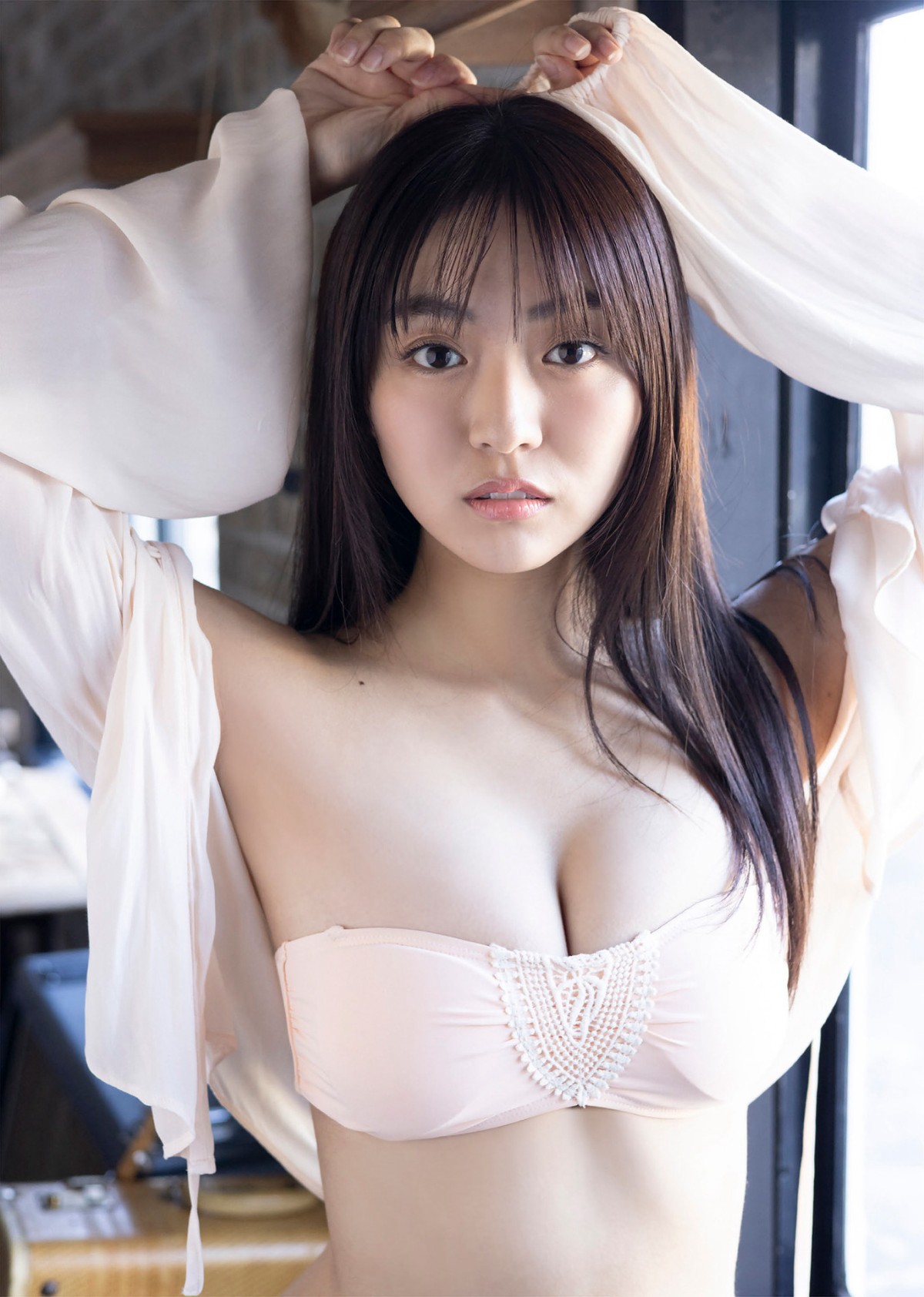 EX Taishu Digital Photobook 2023 02 15 Runa Toyoda 豊田ルナ Morning Moon Midday Moon 0040 6004802145.jpg