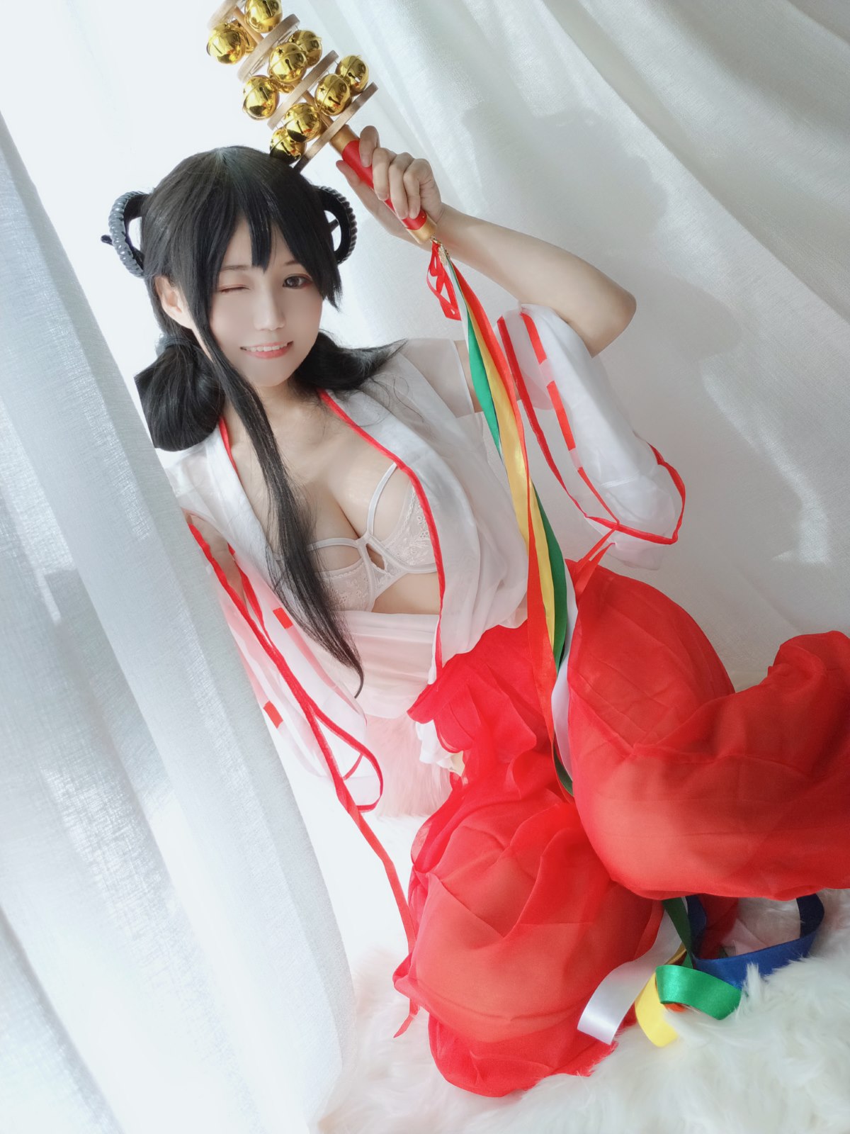 Coser@小仓千代w Vol 008 有点不对劲的巫女 0009 6903608312.jpg