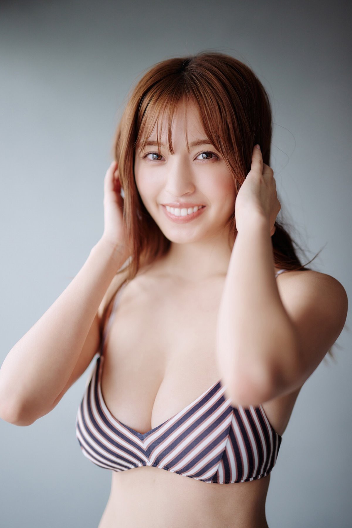 FLASH Photobook 2023 01 31 Miyu Murashima 村島未悠 Good Girl Switch 0005 3215771247.jpg