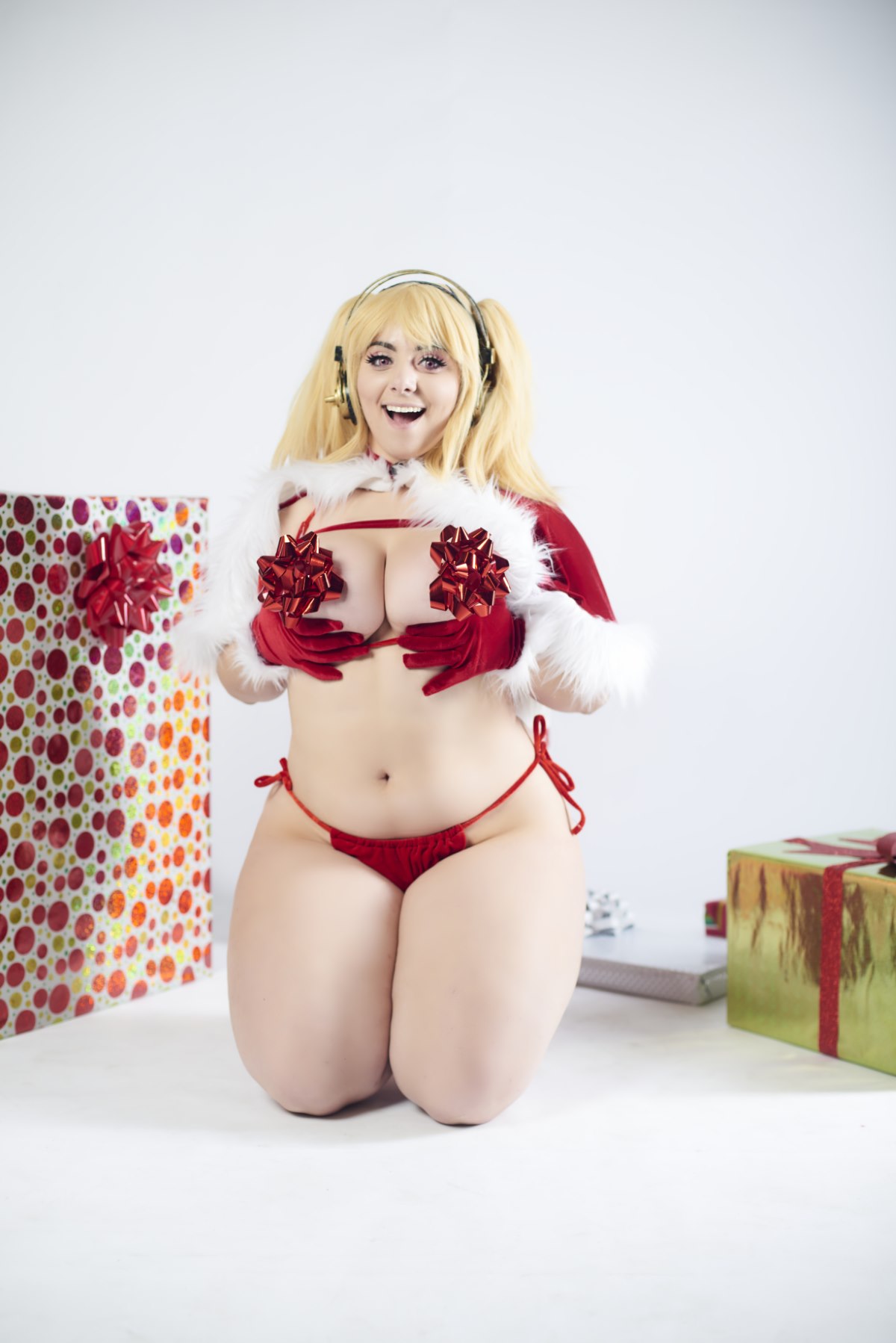 Momokun Pochaco Xmas 0017 3035387929.jpg