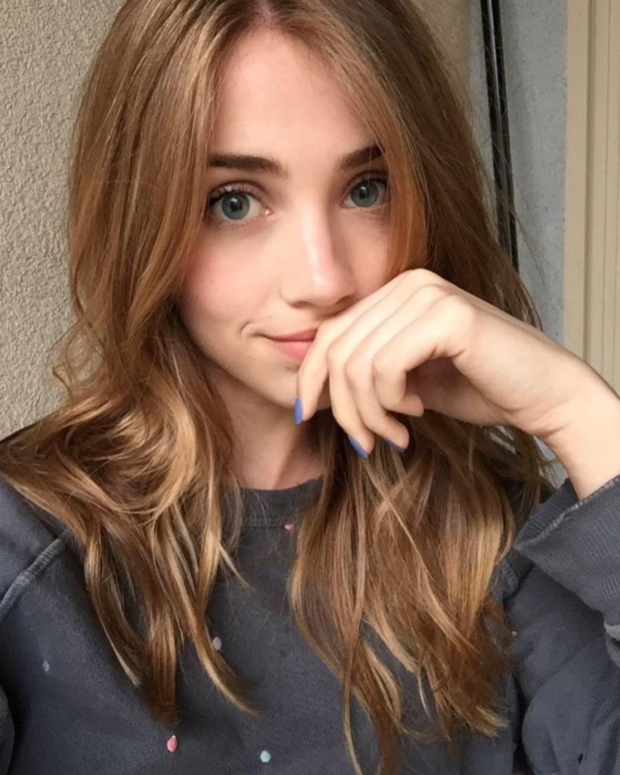 Emily Rudd Lovely Lovely Picture and Photo