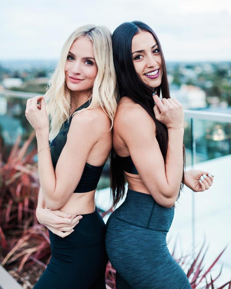 Lauren Bushnell Hot and Sexy Photos