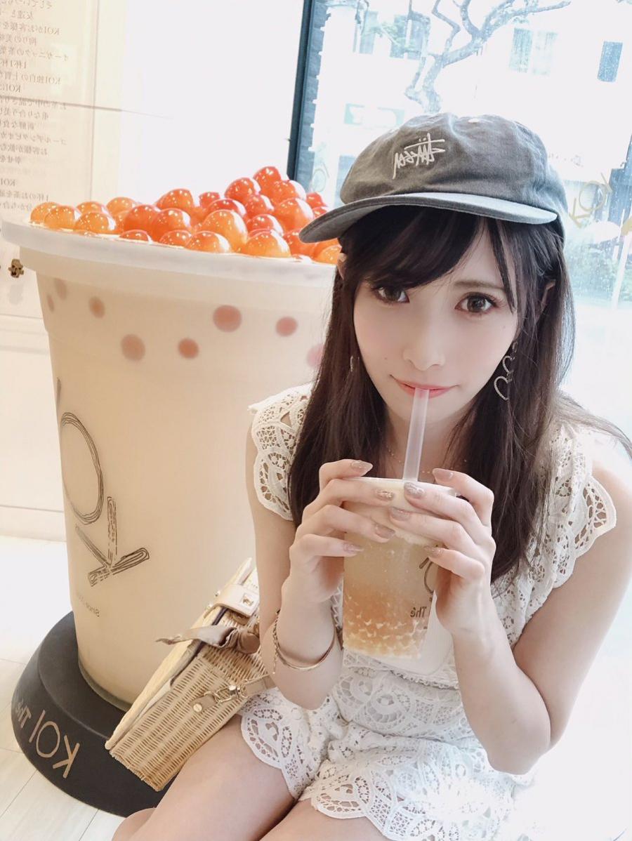 Sweety Coser JILL is a Cute Girl