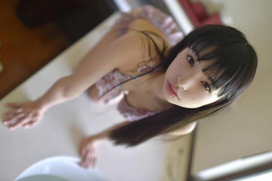 YS-Web Vol. 731 Seina Tsurumaki