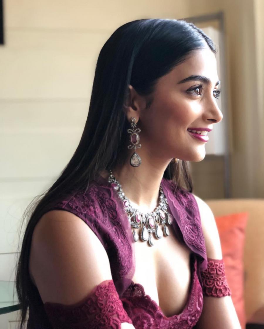 Pooja Hegde Temperament Picture and Photo