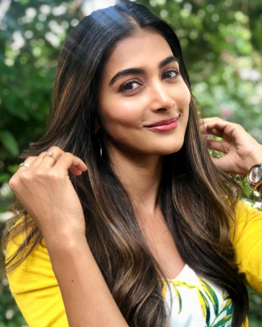 Pooja Hegde Temperament Picture and Photo