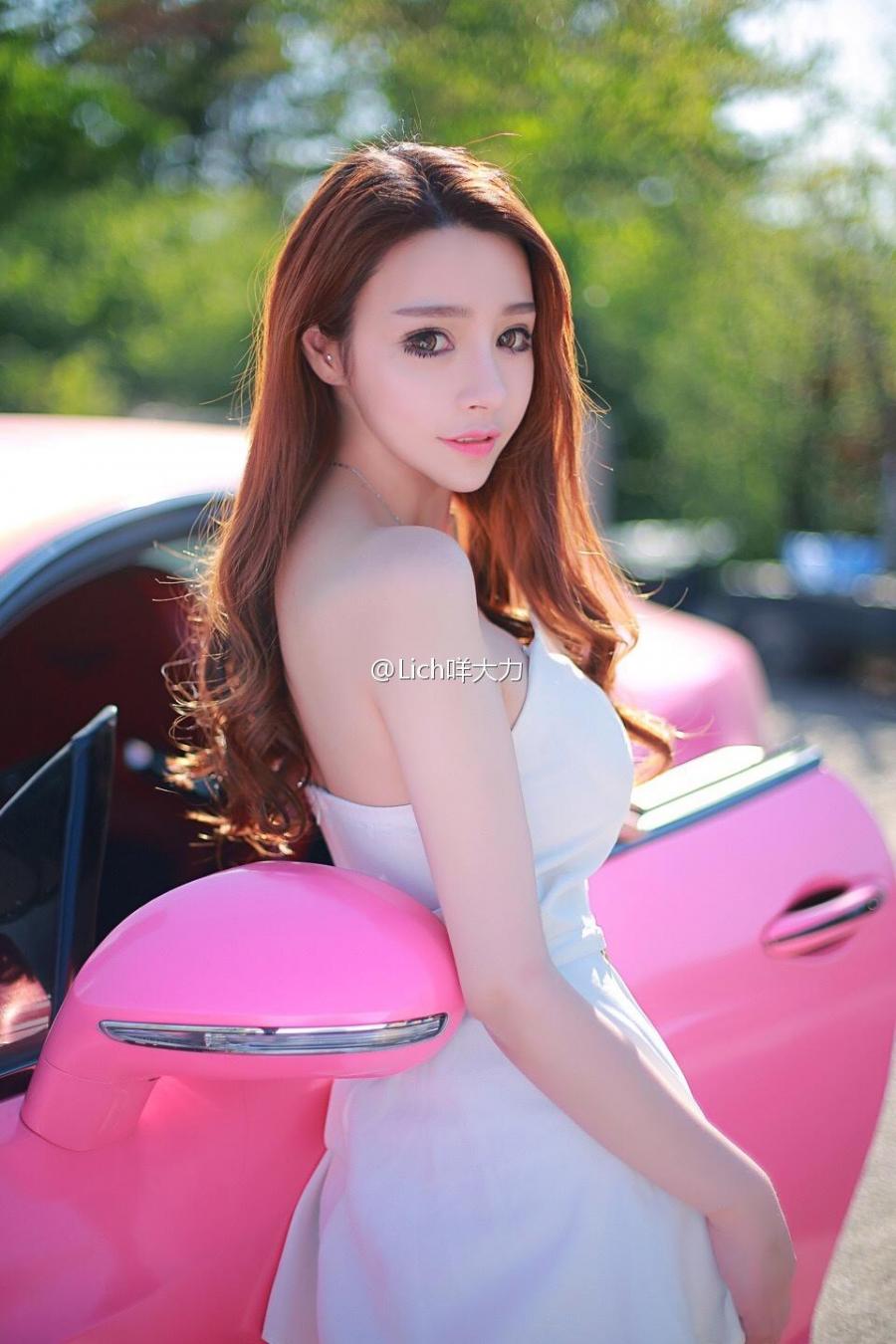 Gao Rong Big Boobs Sexy Picture and Photo