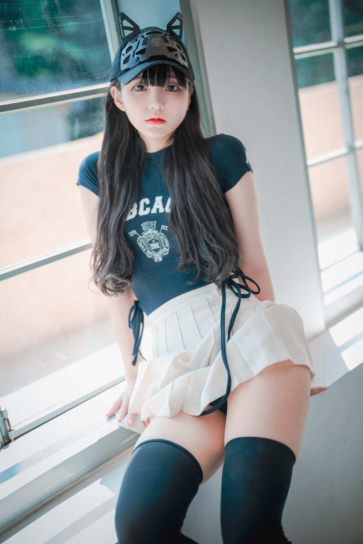 DJAWA Jeong Jenny 정제니 Classic Athletic Girl in Navy Blue 008 3853992986