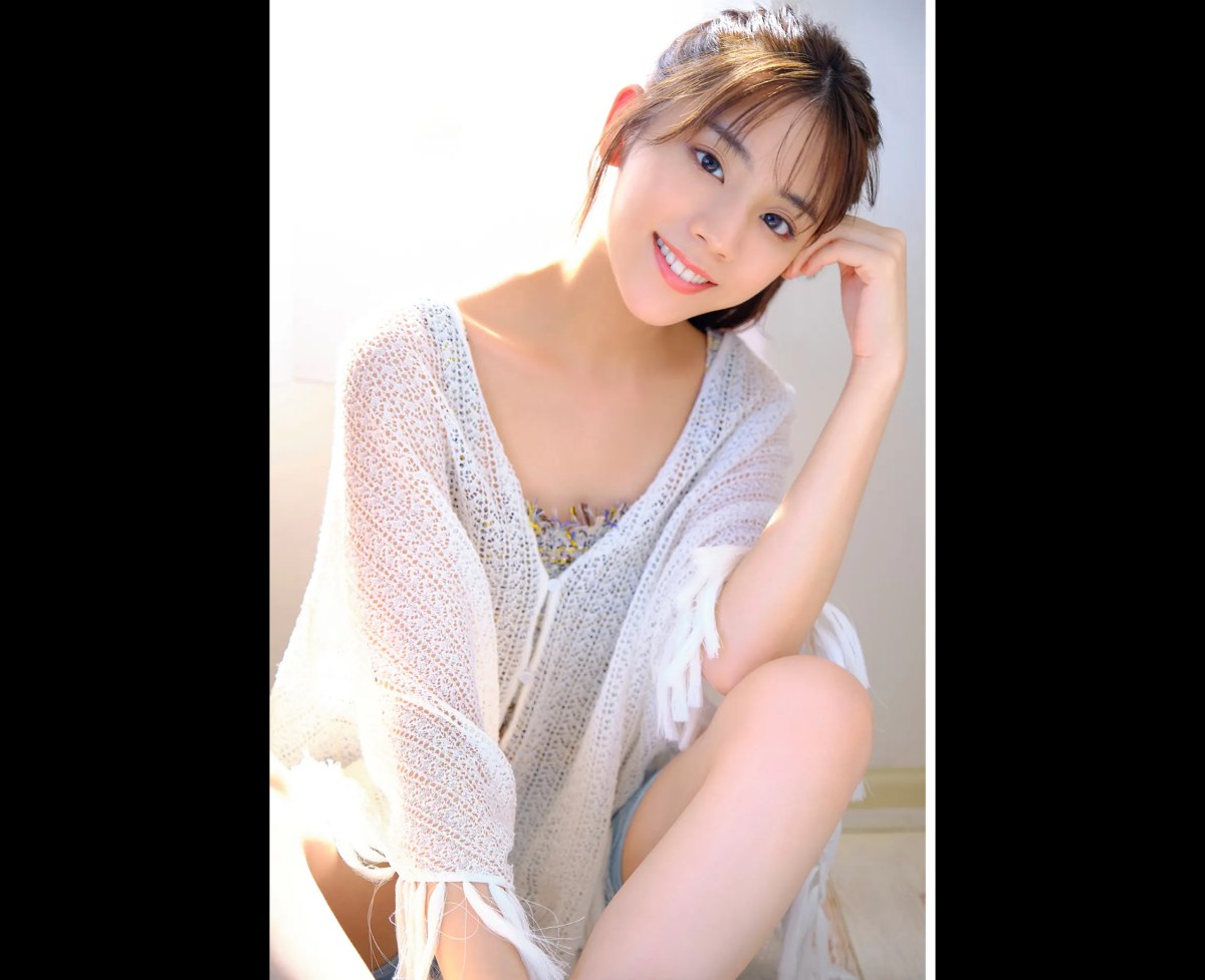 FRIDAY Digital Photo Asuka Kijima 貴島明日香 I Am By Your Side Complete Edition 0017 0709000121.jpg