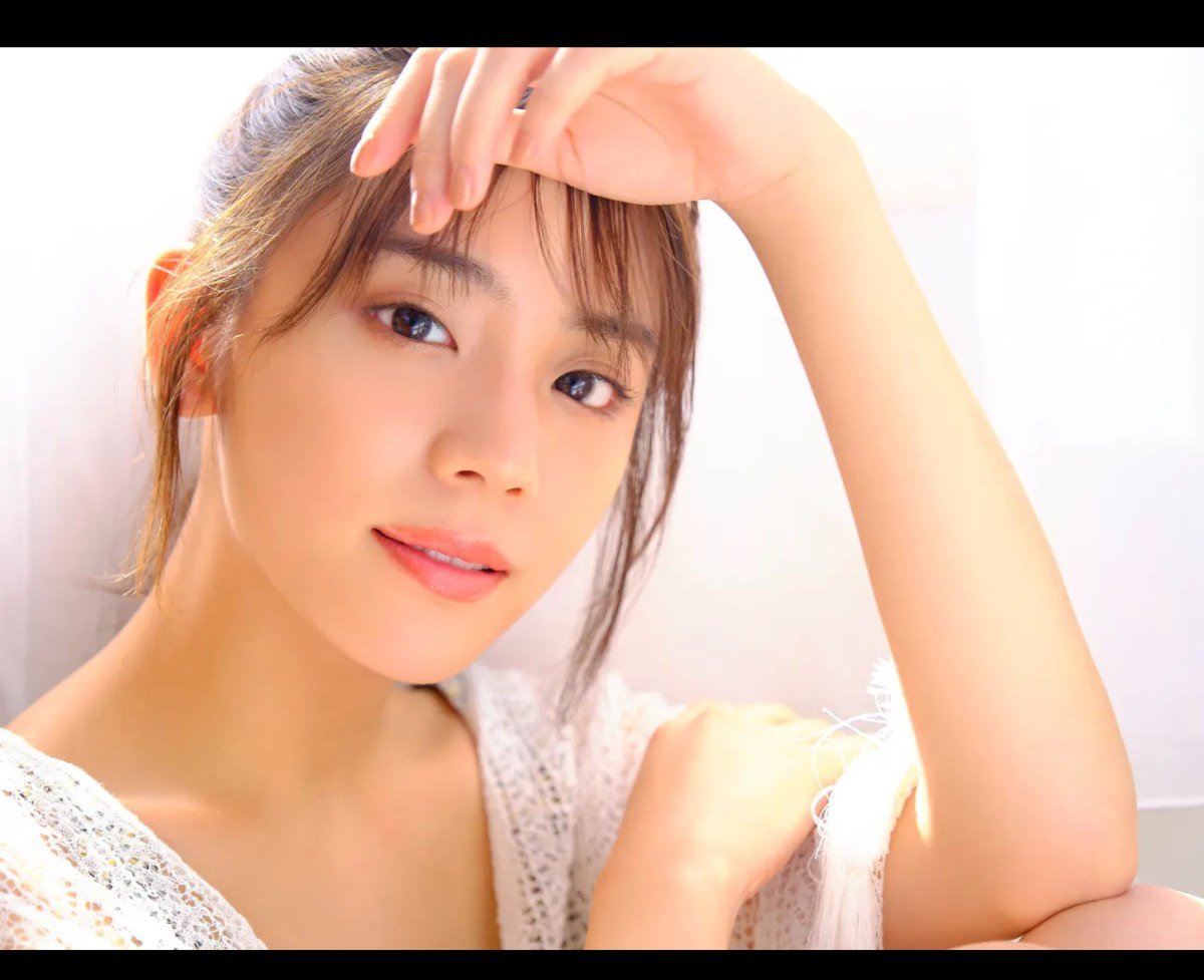 FRIDAY Digital Photo Asuka Kijima 貴島明日香 I Am By Your Side Complete Edition 0019 9269790688.jpg