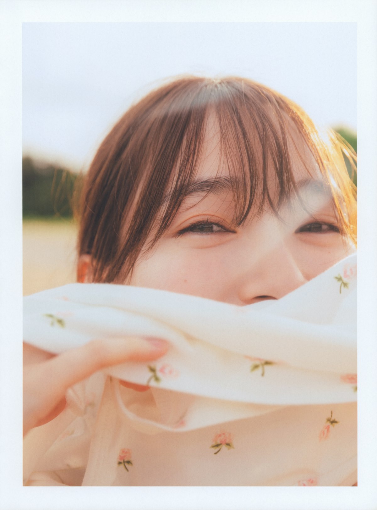 Photobook 2022 08 23 Rena Moriya 守屋麗奈 1st Photobook Egao No Guu Choki Paa 0102 3013041543.jpg