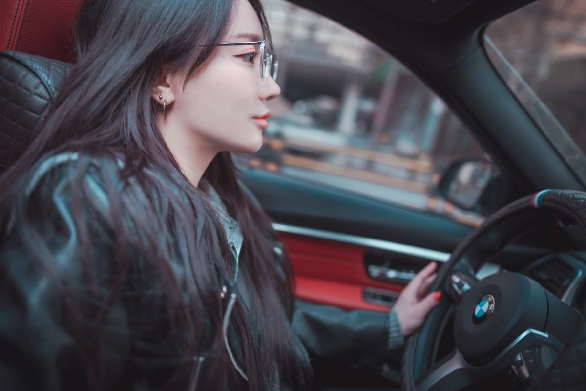 DJAWA Son Ye Eun 손예은 Drive My Car 0014 7938885513.jpg