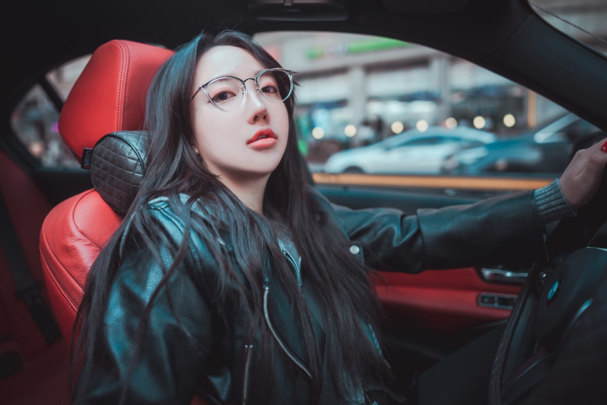 DJAWA Son Ye Eun 손예은 Drive My Car 0015 4696367570.jpg