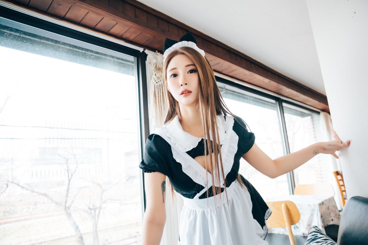 Loozy Bomi 보미 Maid Cafe S Ver A 0027 8396930361.jpg