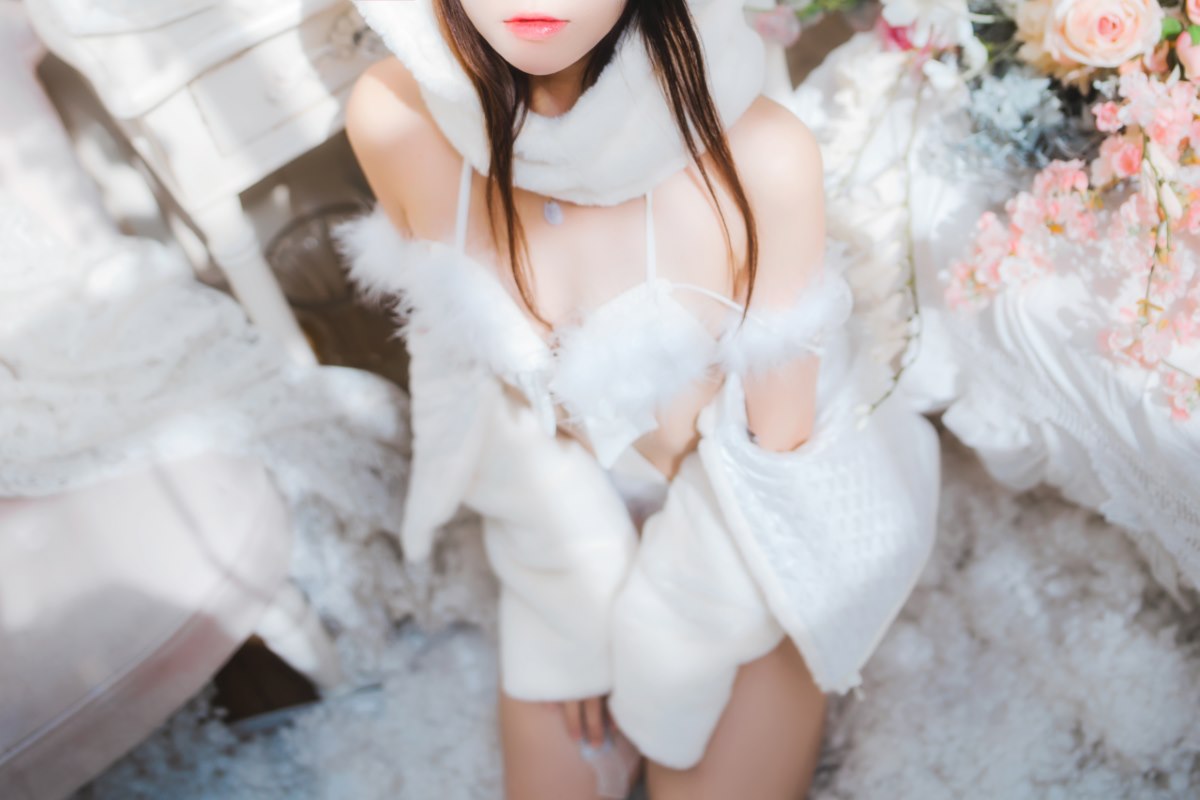 Coser@桜桃喵 Vol 142 小白兔01And 02 0023 1332599248.jpg