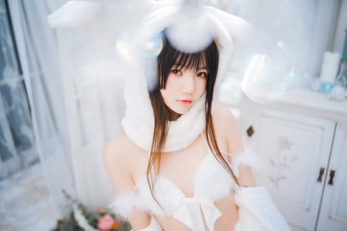 Coser@桜桃喵 Vol 142 小白兔01And 02 0044 5122458475.jpg