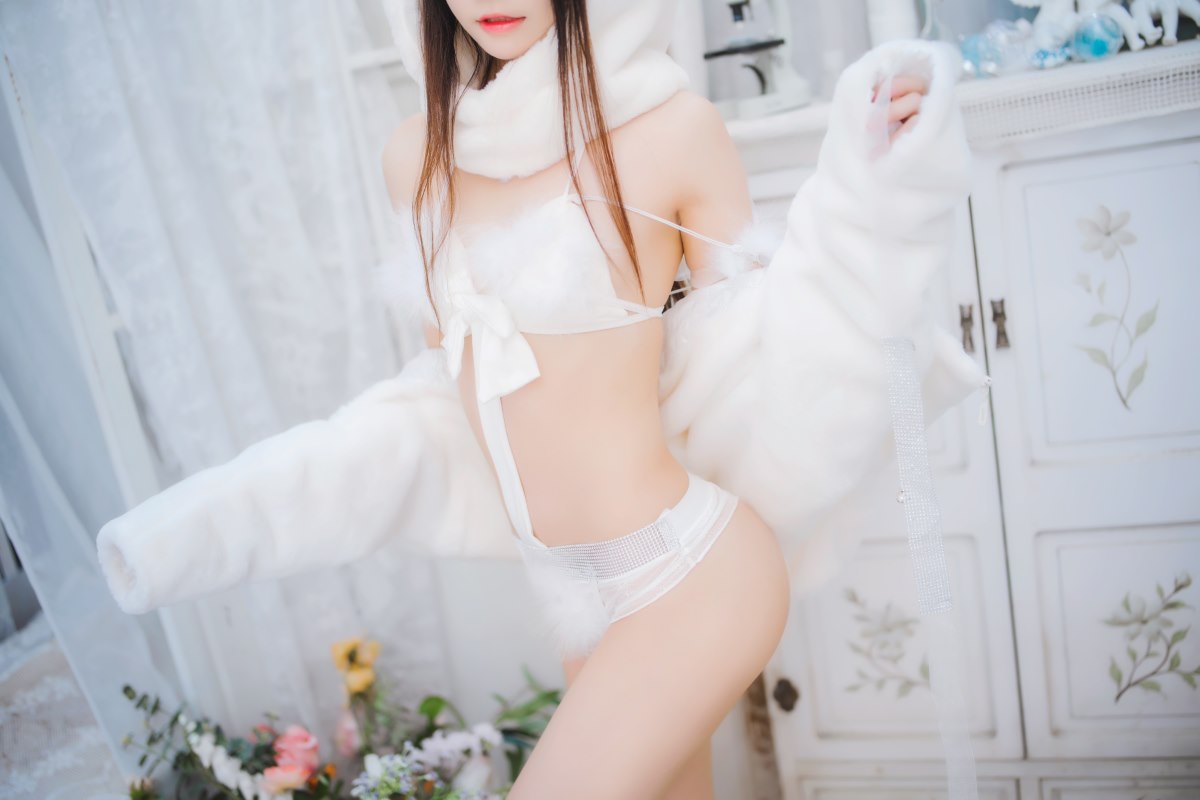 Coser@桜桃喵 Vol 142 小白兔01And 02 0045 2803492374.jpg