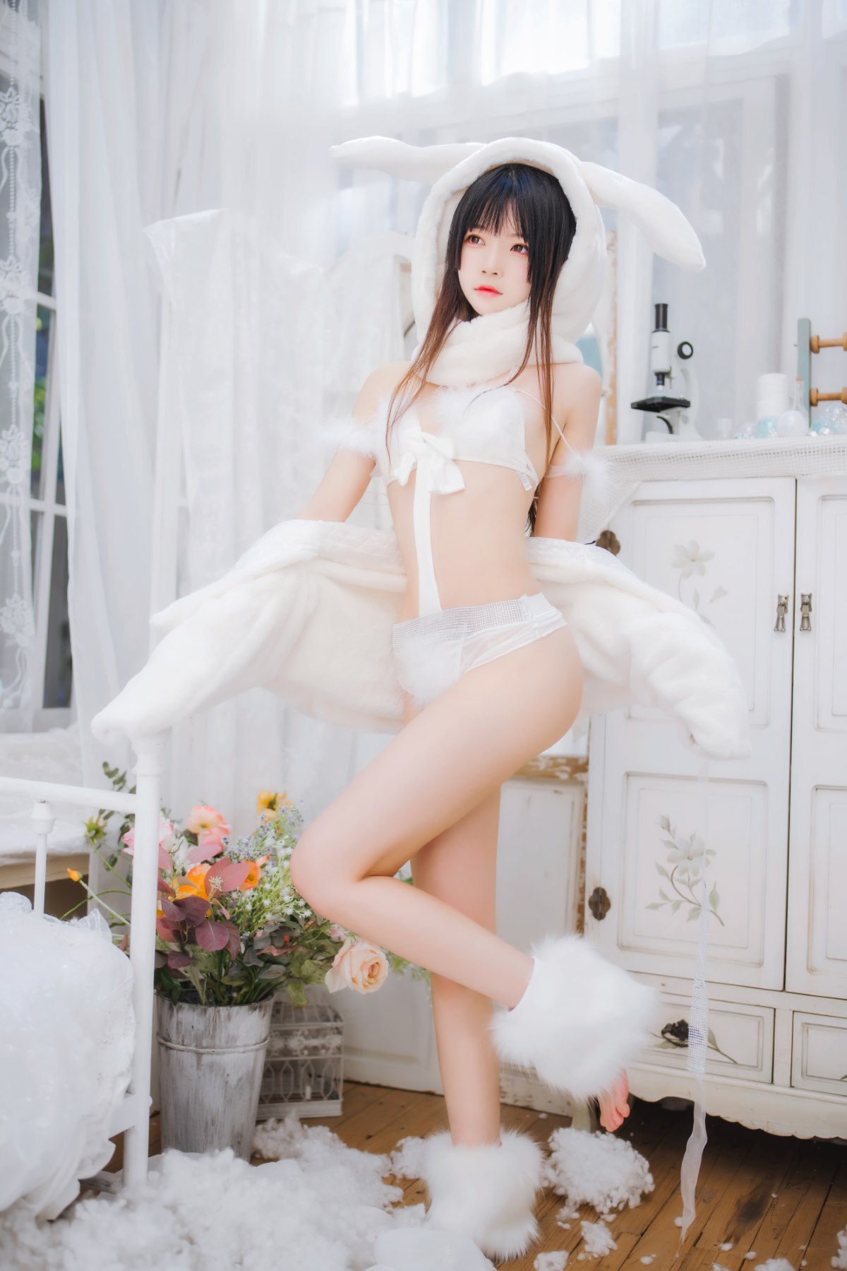 Coser@桜桃喵 Vol 142 小白兔01And 02 0095 5503893218.jpg