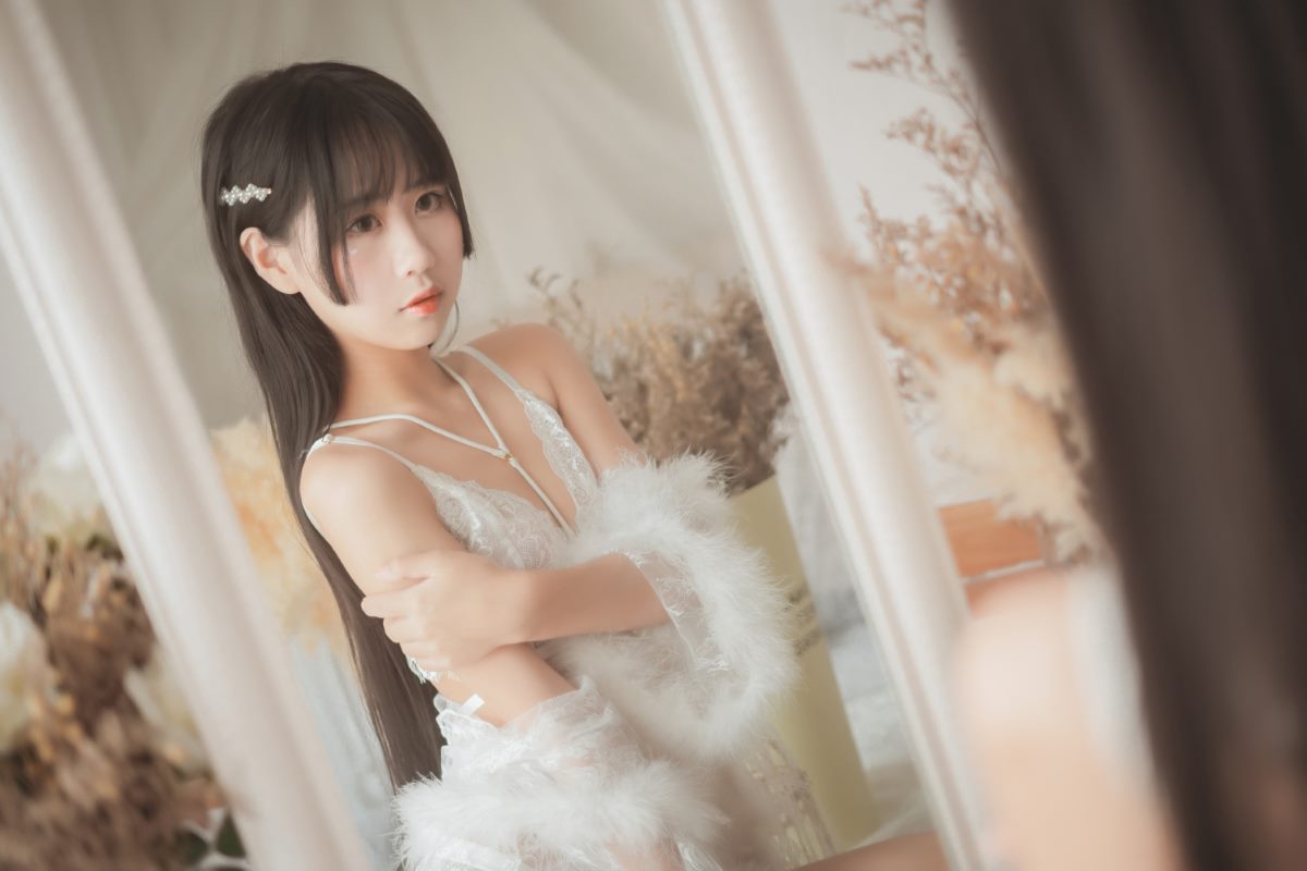 Coser@萌芽儿o0 Vol 011 毛绒内衣 0017 3543156253.jpg