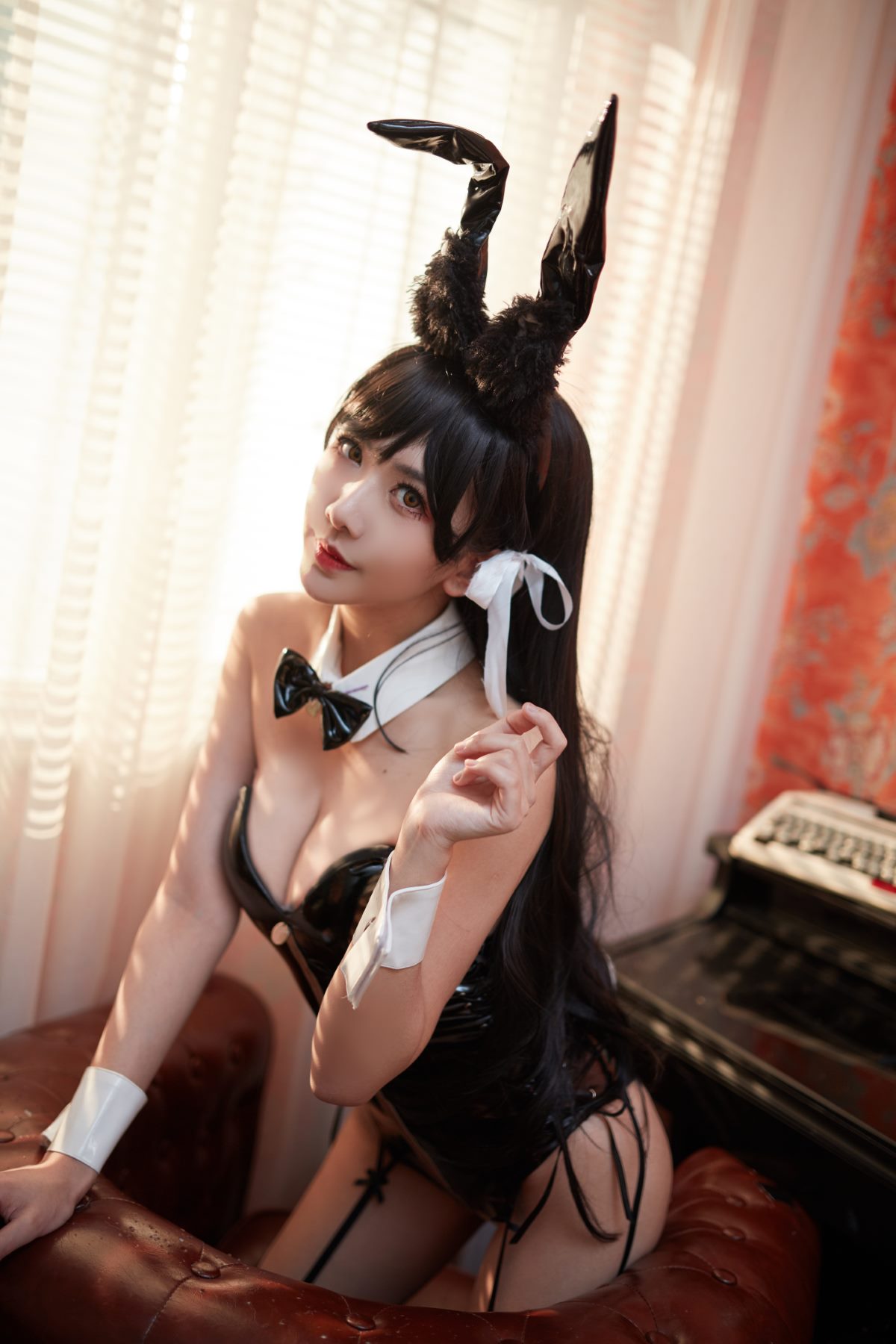 Coser@源纱希喵喵喵 Vol 008 爱宕兔女郎 0004 5867699149.jpg