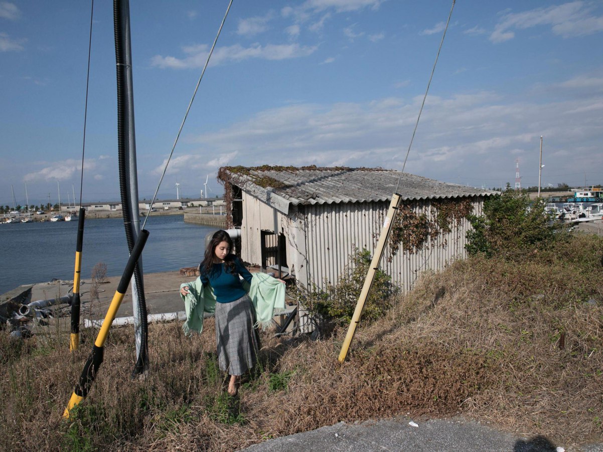 週刊ポストデジタル写真集 仲村美海 背中を流して A 19 5207088808