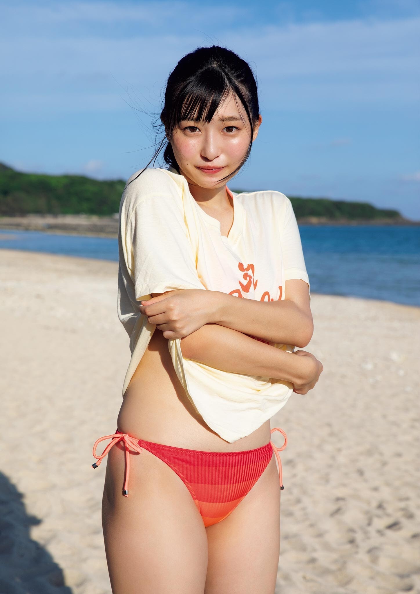 我妻ゆりかファースト写真集 わがままゆりかの天使な笑顔 A 17 9878232067