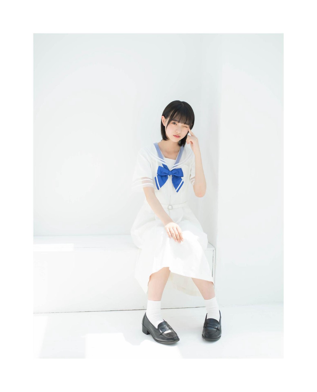 Photobook 2023 01 10 Azusa Wada 和田あずさ Transparent Blue 0102 2879727787.jpg