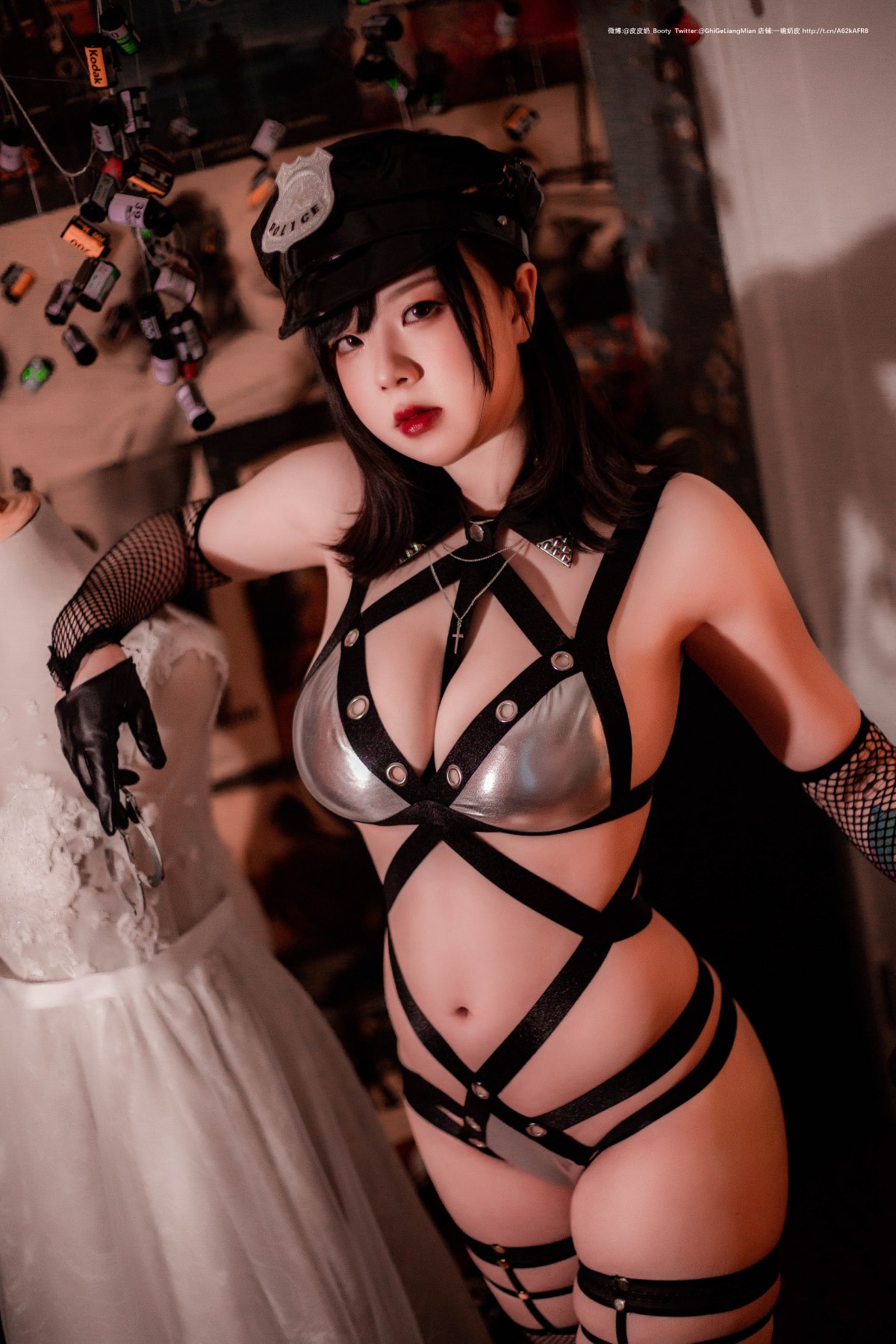 Coser@皮皮奶可可爱了啦 银色女警 0033 0850623820.jpg