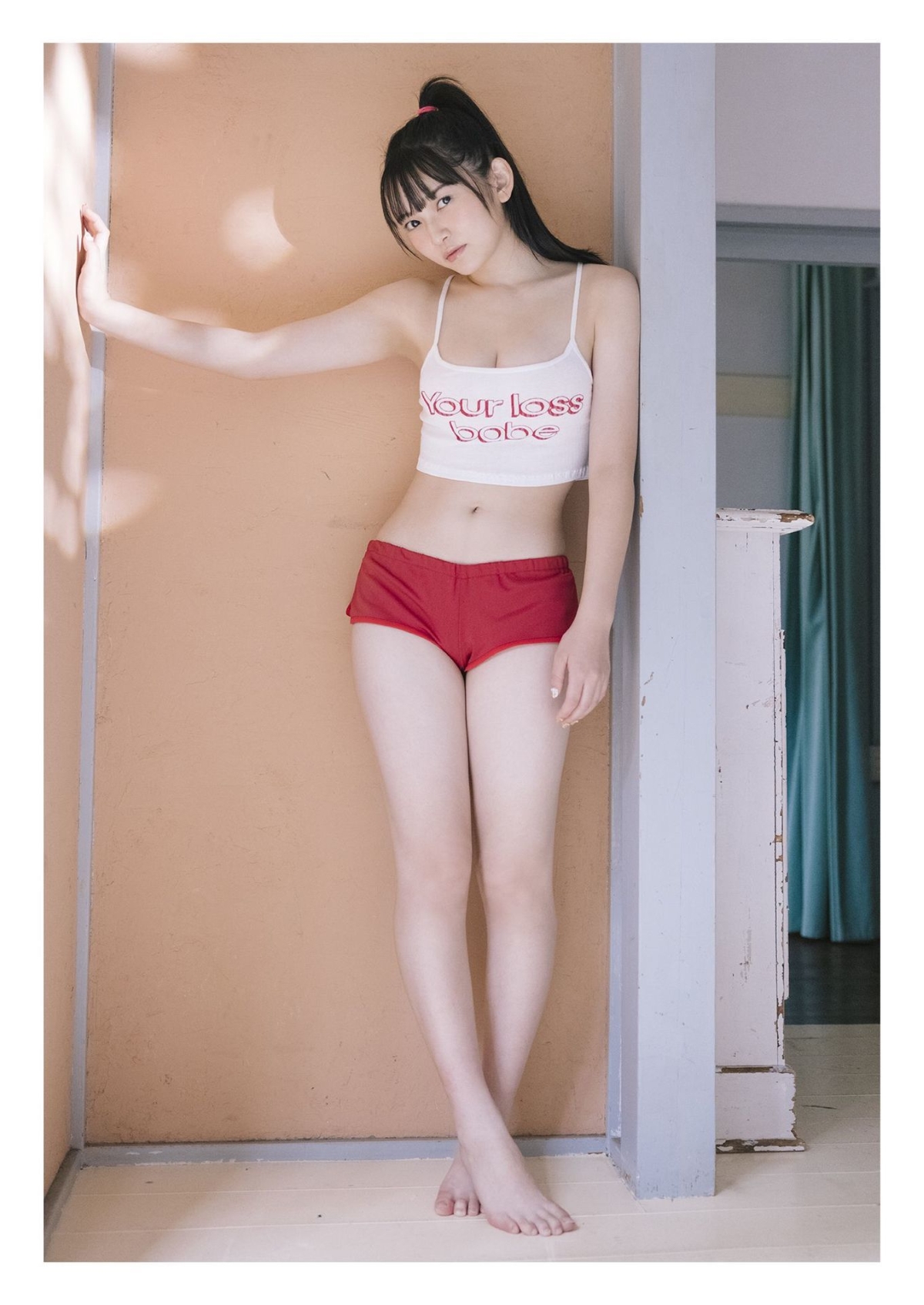 YJ Photobook 2021 09 22 Suzuka Sayama 佐山すずか Let It Shine 0027 4458392194.jpg