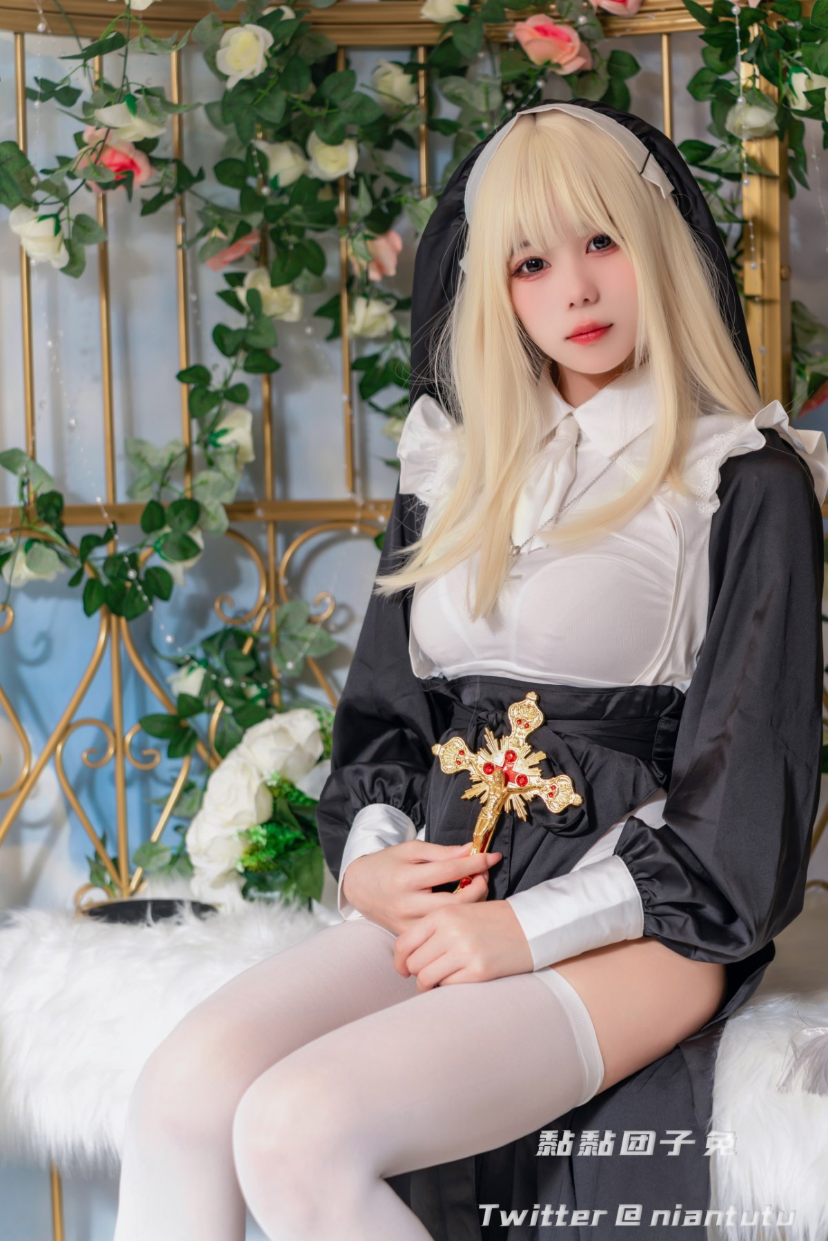 Coser@黏黏团子兔 Nun 修女 0001 3498321884.jpg