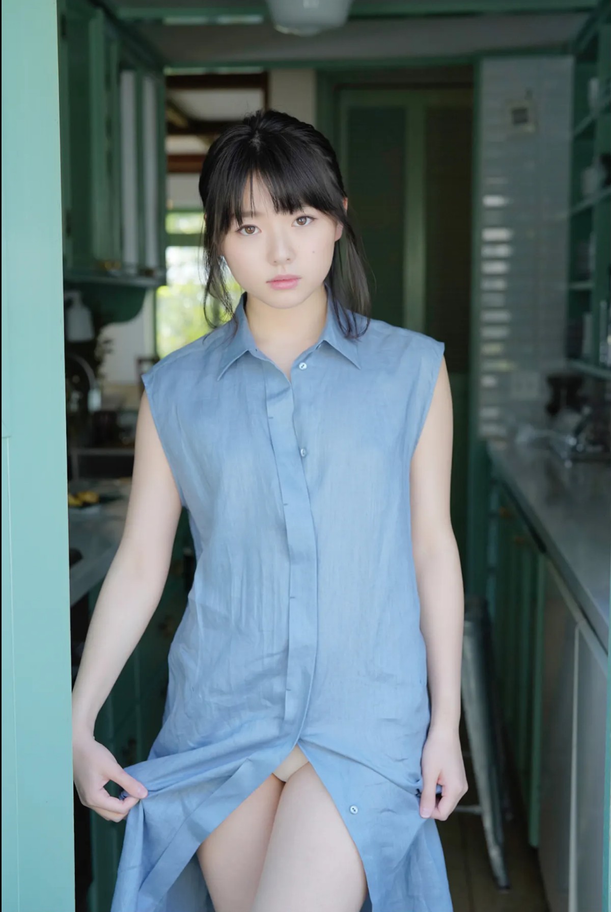 FRIDAYデジタル写真集 Hazuki Tsubasa 葉月つばさ Dangerous Baby Face Blue Full Version 0002 2803387717.jpg