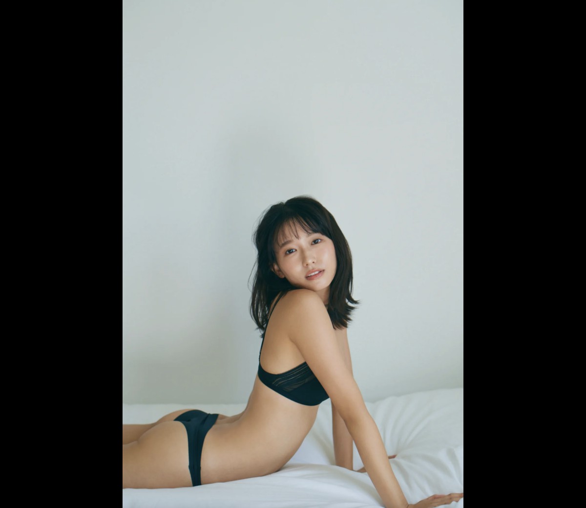 FRIDAYデジタル写真集 Neon Shida 志田音々 Monthly Girl 020 0024 0693374599.jpg