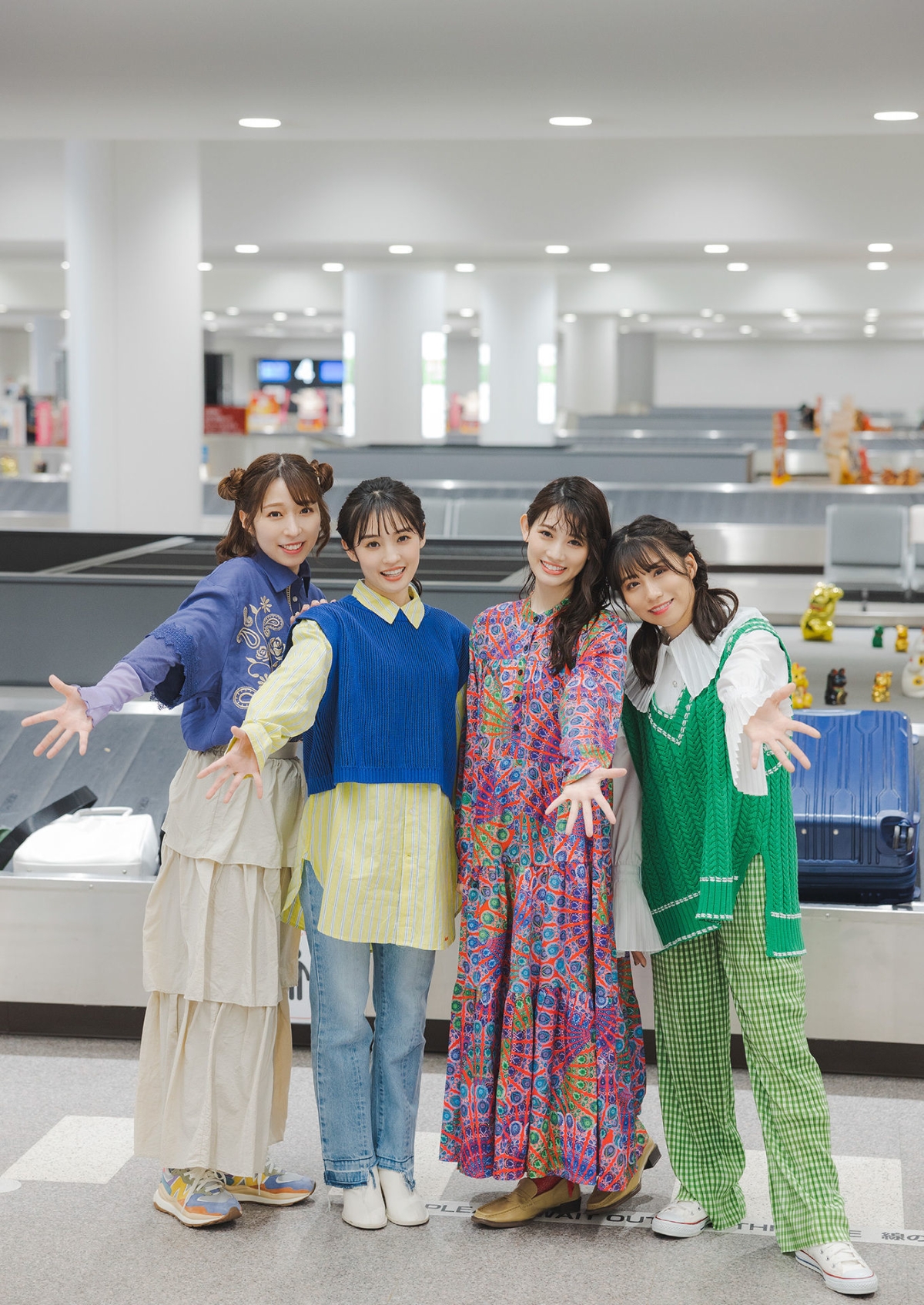 Photobook 2023 04 28 TEAM SHACHI Air Travel From Centrair Spi 0047 1085745213.jpg