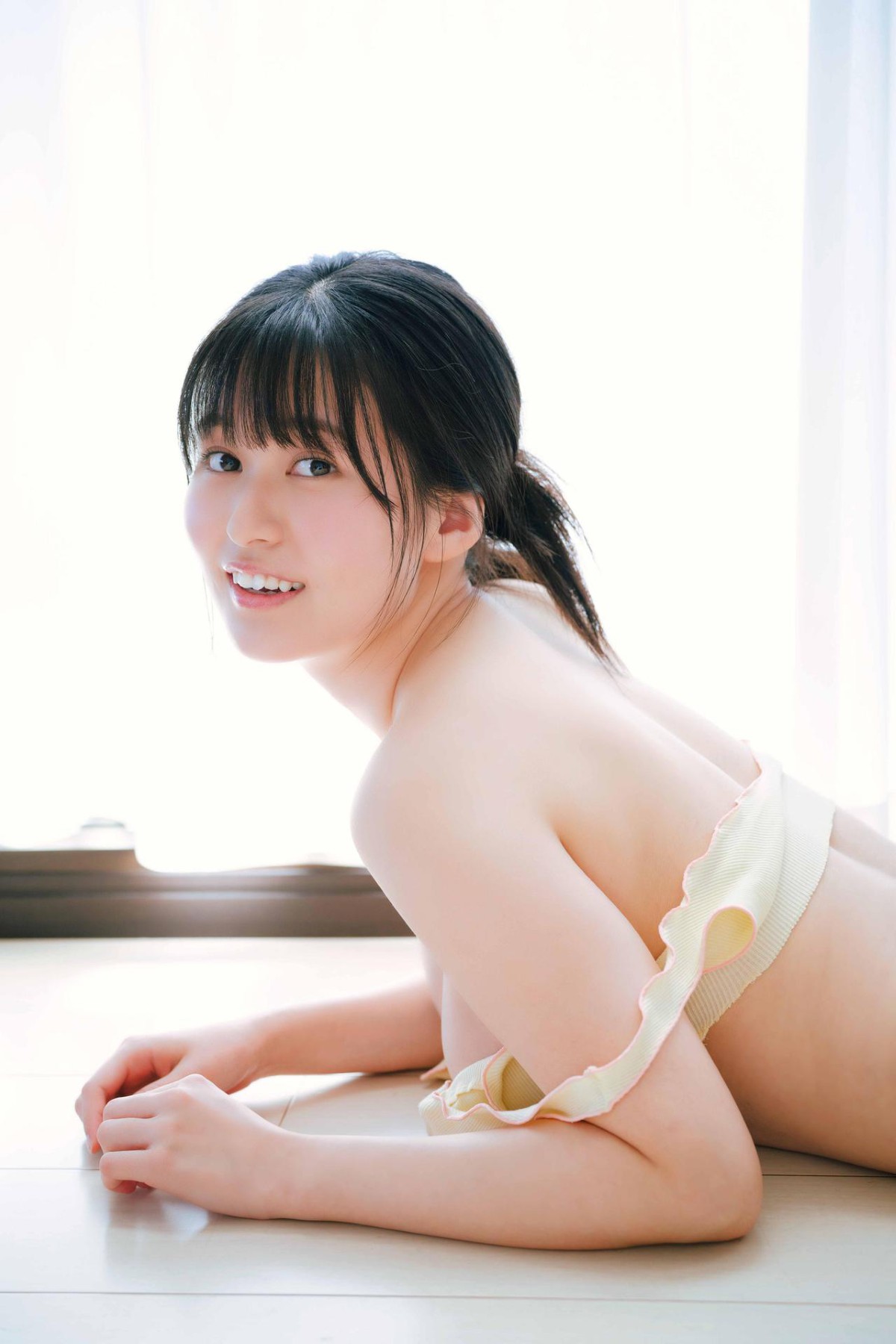 Photobook Miri Ichika 未梨一花 I Want To See You Again Today 0039 8961625124.jpg