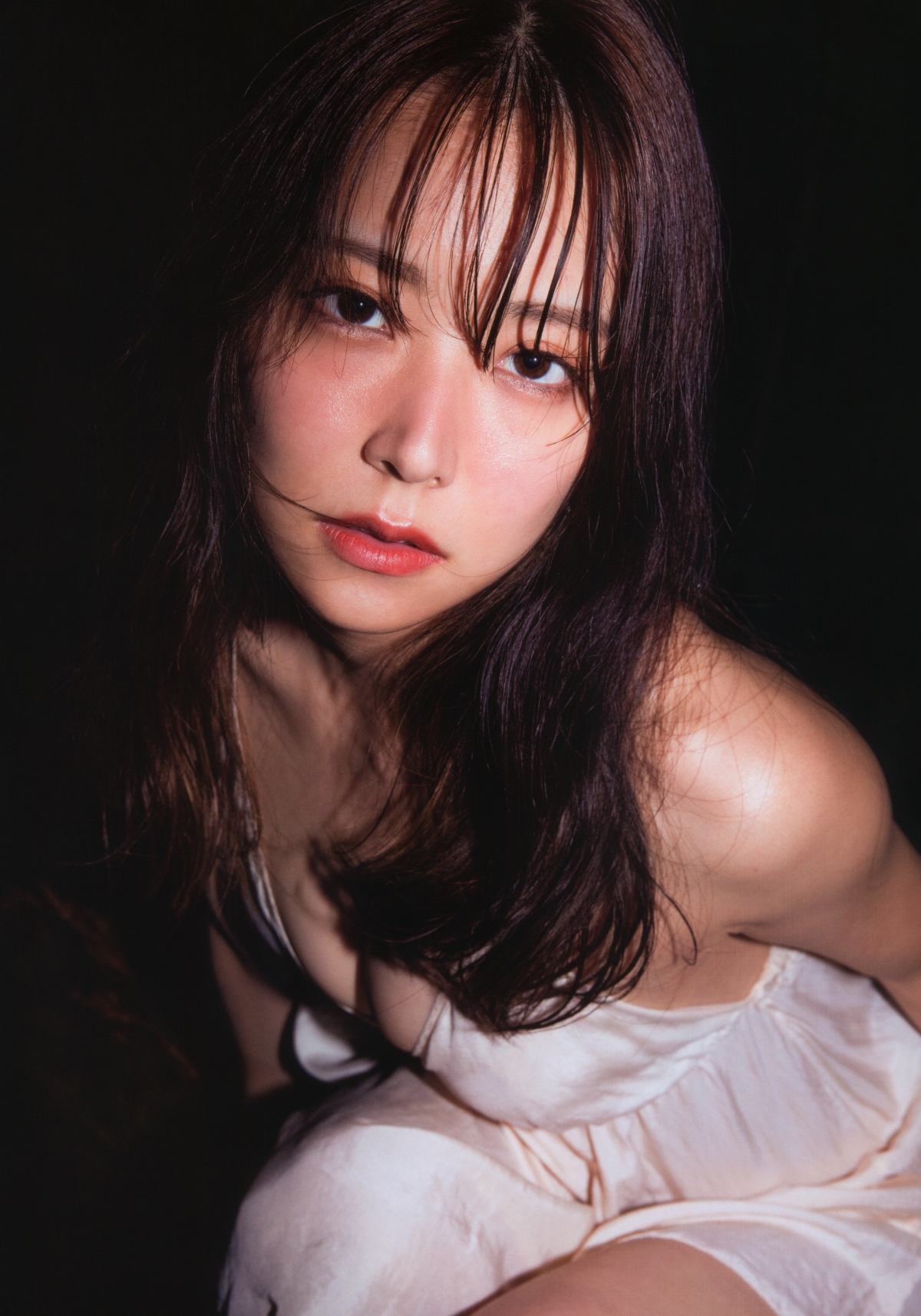 Photobook Miru Shiroma 白間美瑠 NMB48 Graduation Commemorative Photobook REBORN 0057 7903927560.jpg