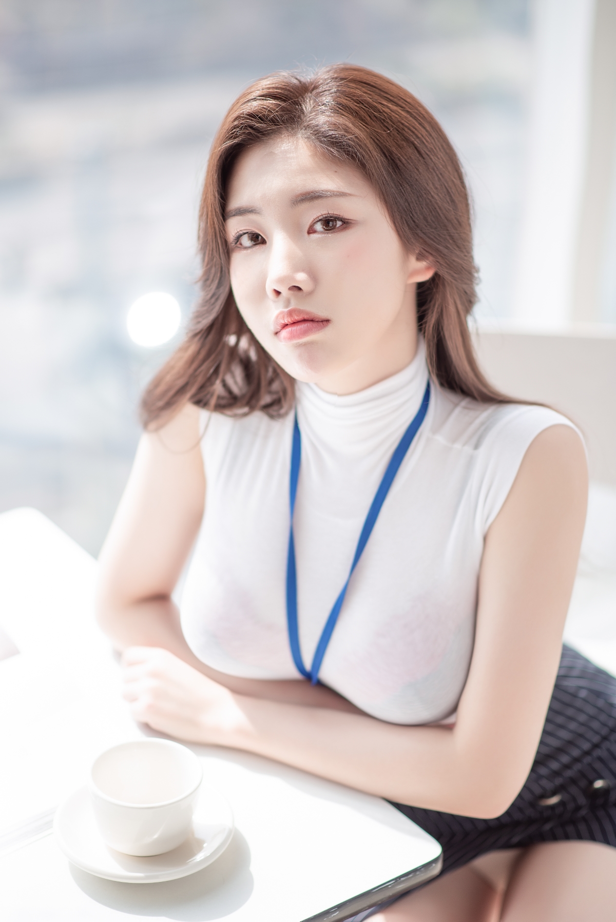 Yebin 전예빈 Office Look 0060 0994560211.jpg