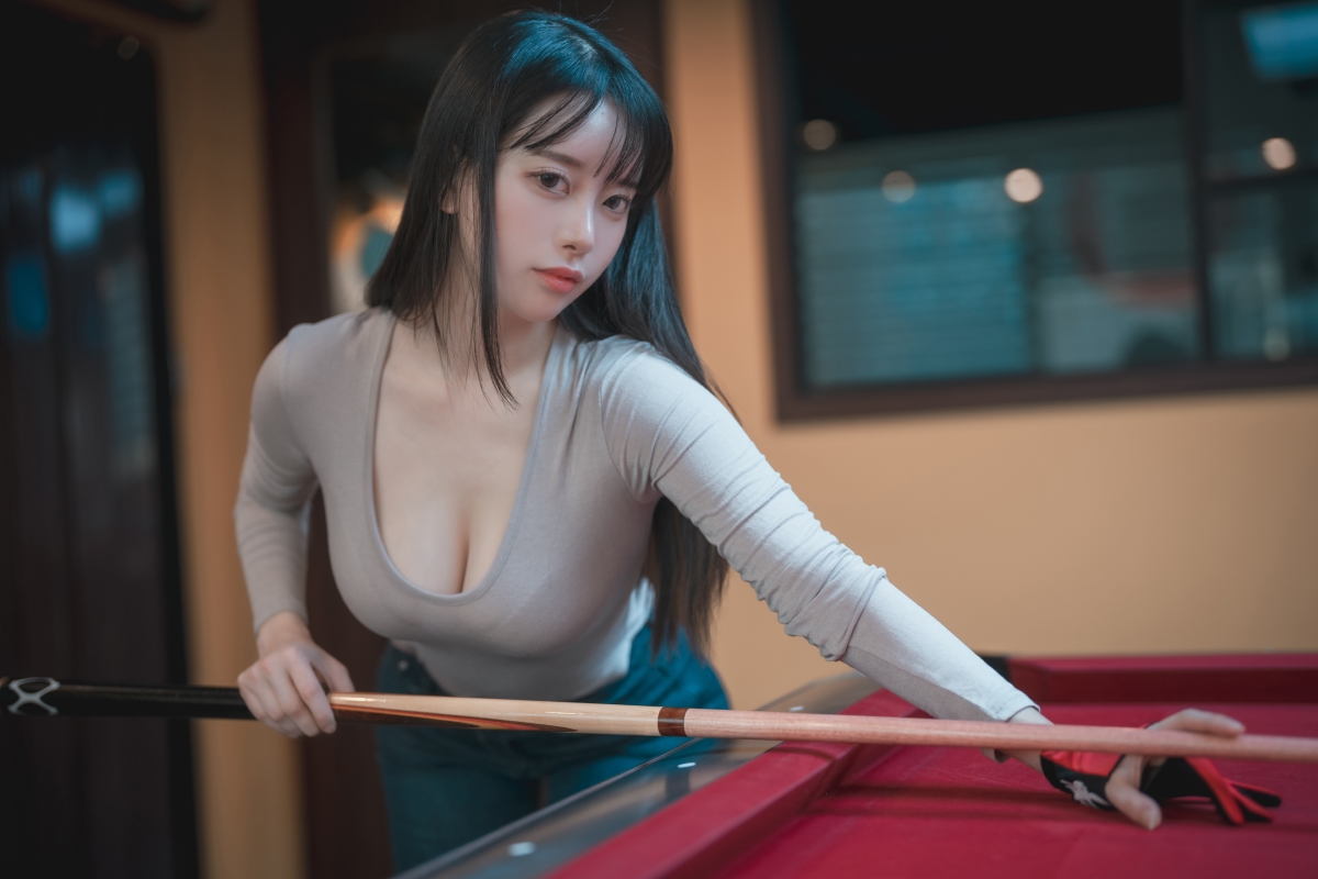 DJAWA ZziZzi Billiards Girl 0004 3177909574.jpg