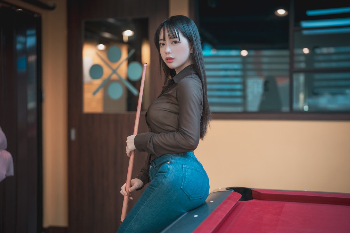 DJAWA ZziZzi Billiards Girl 0008 5546754724.jpg