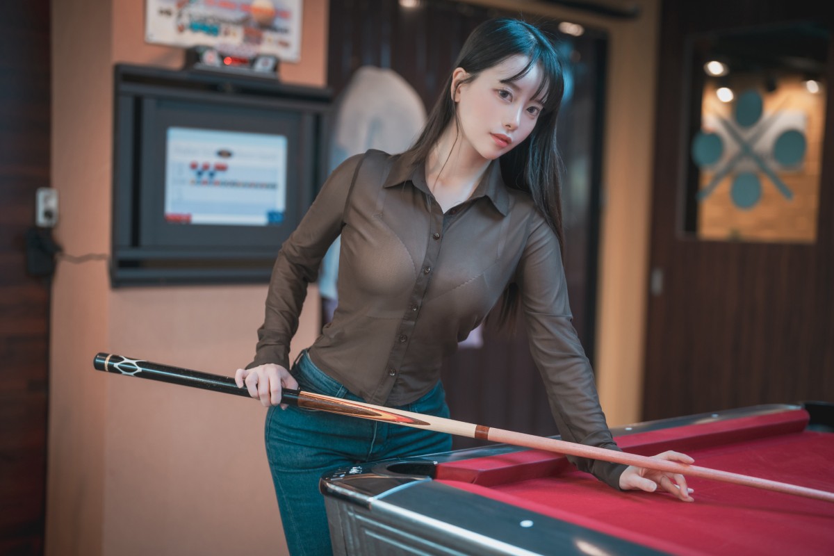 DJAWA ZziZzi Billiards Girl 0015 7077027361.jpg