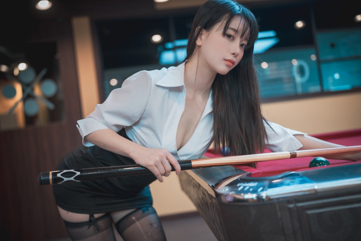 DJAWA ZziZzi Billiards Girl Office Look 0019 3631877887.jpg